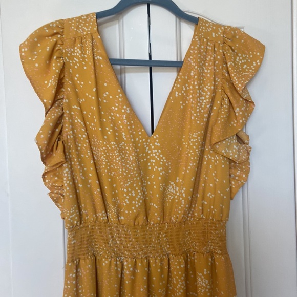 Adorable floor length dress with empress waist - Picture 2 of 8